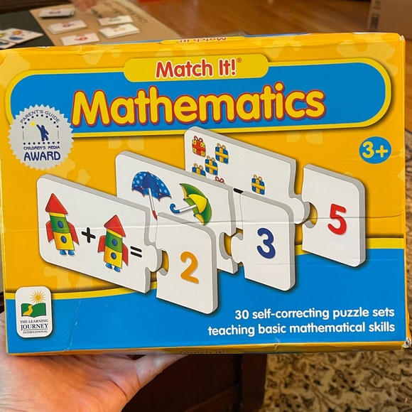 Mathematics puzzles. 30 2-piece puzzle sets teaching basic math skills. Ages 3+. - Picture 1 of 3
